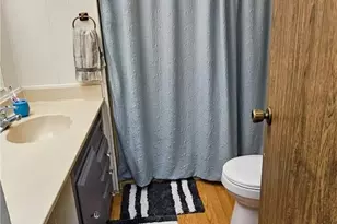 1540 Maple Ln, Kent, WA 98030 - Photo 9