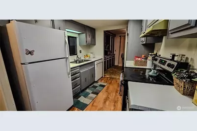 1540 Maple Lane #29, Kent, WA 98030 - Photo 5