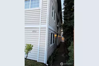 633 NW 85th Street #102, Seattle, WA 98117 - Photo 17