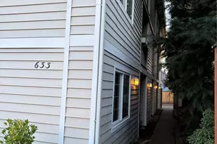 633 NW 85th St, Seattle, WA 98117 - Photo 17