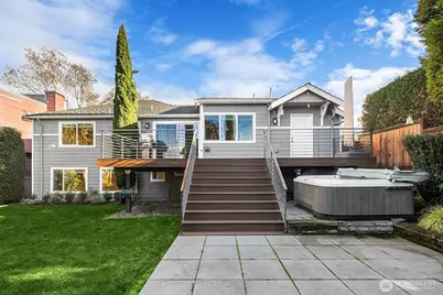 709 3rd Street S, Kirkland, WA 98033 - Photo 1