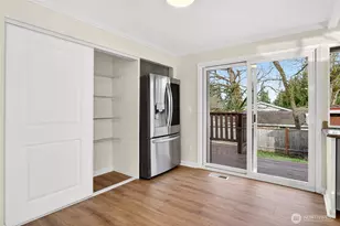 531 221st St SW, Bothell, WA 98021 - Photo 11