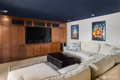 842 W Lake Sammamish Parkway SE, Bellevue, WA 98008 - Photo 9