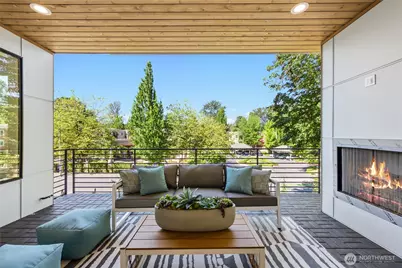 10204 NE 43rd Street, Kirkland, WA 98033 - Photo 17