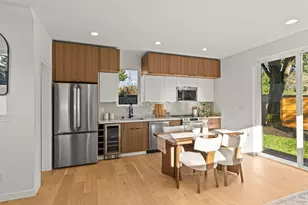 12834 Ashworth Ave N, Seattle, WA 98133 - Photo 9