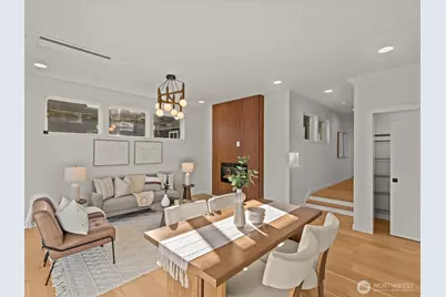 12834 Ashworth Avenue N, Seattle, WA 98133 - Photo 13