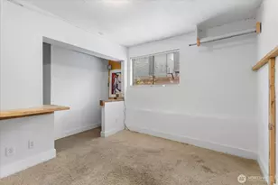 9256 Interlake Ave N, Seattle, WA 98103 - Photo 37