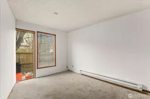 9256 Interlake Ave N, Seattle, WA 98103 - Photo 31