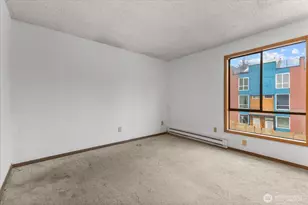 9256 Interlake Ave N, Seattle, WA 98103 - Photo 9