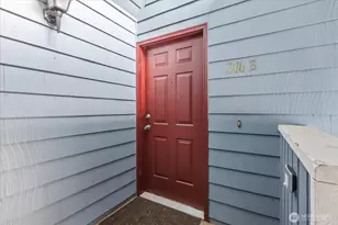 4120 212th St SW, Mountlake Terrace, WA 98043 - Photo 3