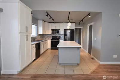 16532 41st Avenue NE #A172, Arlington, WA 98223 - Photo 7