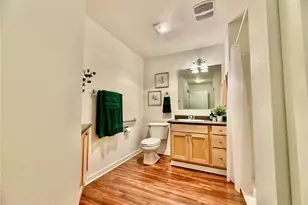 300 High School Rd NE, Bainbridge Island, WA 98110 - Photo 17