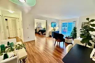 300 High School Rd NE, Bainbridge Island, WA 98110 - Photo 9