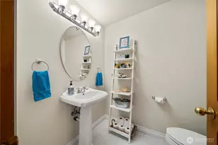 11116 204th Ave Ct E, Bonney Lake, WA 98391 - Photo 17