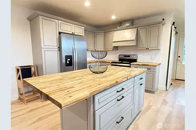 403 A Street, South Bend, WA 98586 - Photo 7