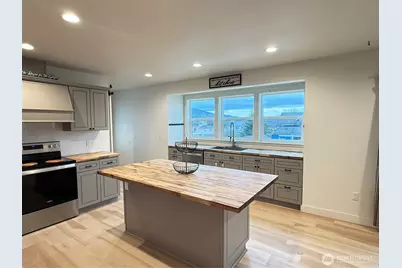 403 A Street, South Bend, WA 98586 - Photo 9