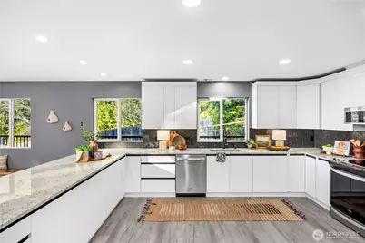 9371 Willamette Meridian Road NW, Silverdale, WA 98383 - Photo 9