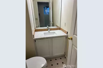 2008 Shattuck Avenue S, Renton, WA 98055 - Photo 11