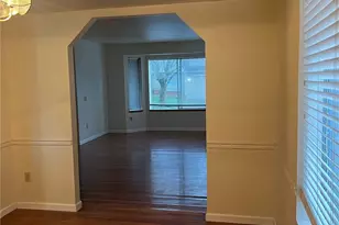 2008 Shattuck Ave S, Renton, WA 98055 - Photo 5