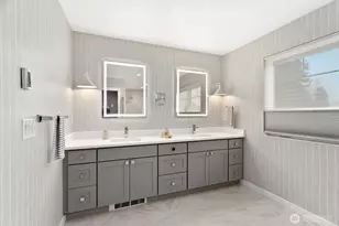 10419 & 10421 41st Ave SW, Seattle, WA 98146 - Photo 17