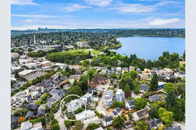 7439 Latona Avenue NE, Seattle, WA 98115 - Photo 25