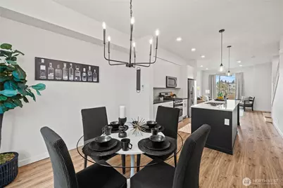 32730 Hemlock Avenue SE, Black Diamond, WA 98010 - Photo 13