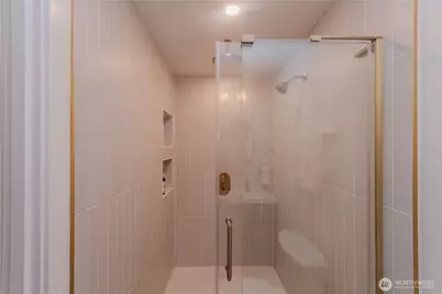 242 SW 186th Street, Normandy Park, WA 98166 - Photo 19