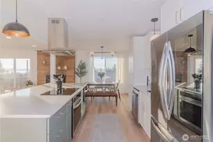 242 SW 186th St, Normandy Park, WA 98166 - Photo 9