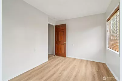 17205 Spruce Way, Lynnwood, WA 98037 - Photo 23