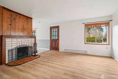 17205 Spruce Way, Lynnwood, WA 98037 - Photo 5