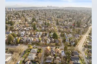 2310 N 65th Street, Seattle, WA 98103 - Photo 31