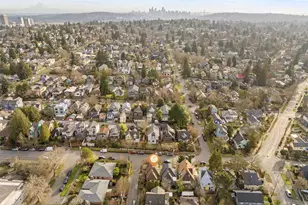 2310 N 65th St, Seattle, WA 98103 - Photo 31