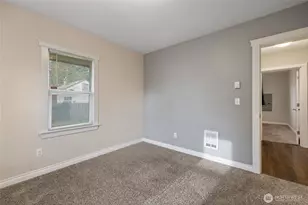 610 115th St S, Tacoma, WA 98444 - Photo 15