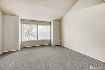 6740 NE 1st Place, Renton, WA 98059 - Photo 11