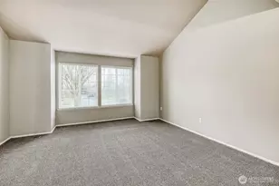 6740 NE 1st Pl, Renton, WA 98059 - Photo 11