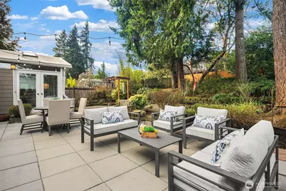 16042 Lake Hills Boulevard, Bellevue, WA 98008 - Photo 21