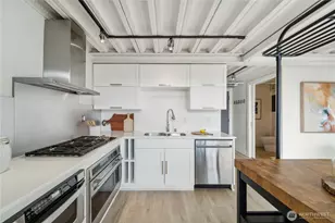 2914 E Madison St, Seattle, WA 98112 - Photo 7