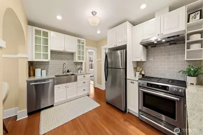 7821 11th Avenue NE, Seattle, WA 98115 - Photo 7