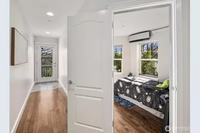 202 24th Avenue E #6, Seattle, WA 98112 - Photo 17