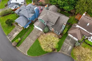 22116 NE 10th Pl, Sammamish, WA 98074 - Photo 29