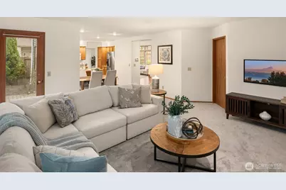 22116 NE 10th Place, Sammamish, WA 98074 - Photo 11