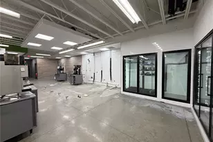 2021 Freeway Dr, Mount Vernon, WA 98273 - Photo 5