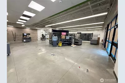 2021 Freeway Drive, Mount Vernon, WA 98273 - Photo 3