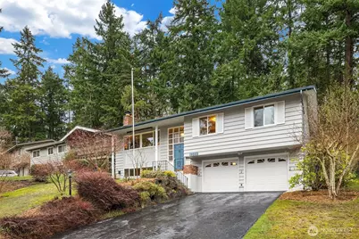 19222 38th Place NE, Lake Forest Park, WA 98155 - Photo 3