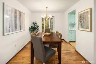 19222 38th Pl NE, Lake Forest Park, WA 98155 - Photo 11