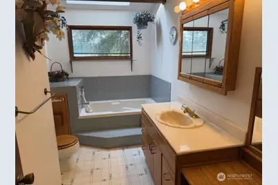 2560 NW Canal View Way, Poulsbo, WA 98370 - Photo 35