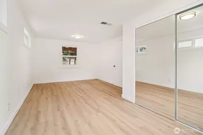 23907 60th Avenue W, Mountlake Terrace, WA 98043 - Photo 17