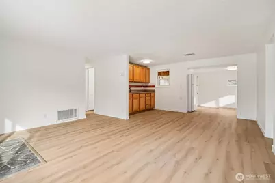 23907 60th Avenue W, Mountlake Terrace, WA 98043 - Photo 9