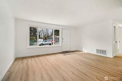 23907 60th Avenue W, Mountlake Terrace, WA 98043 - Photo 5