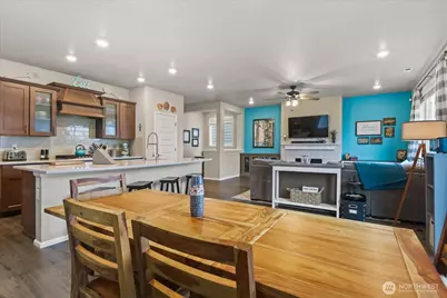 932 121st Avenue SE, Lake Stevens, WA 98258 - Photo 15